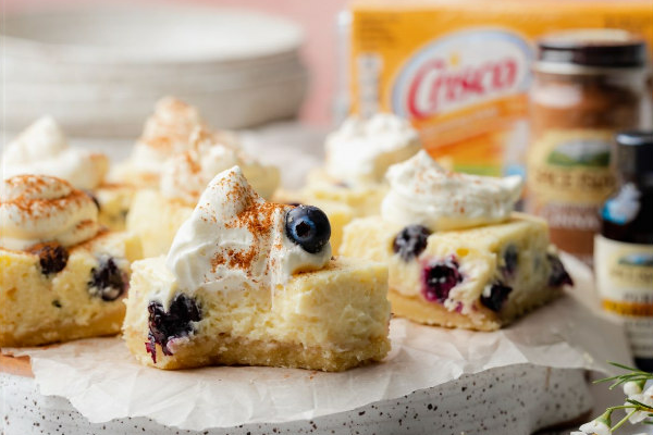 Blueberry Cinnamon Cheesecake Bars Recipe