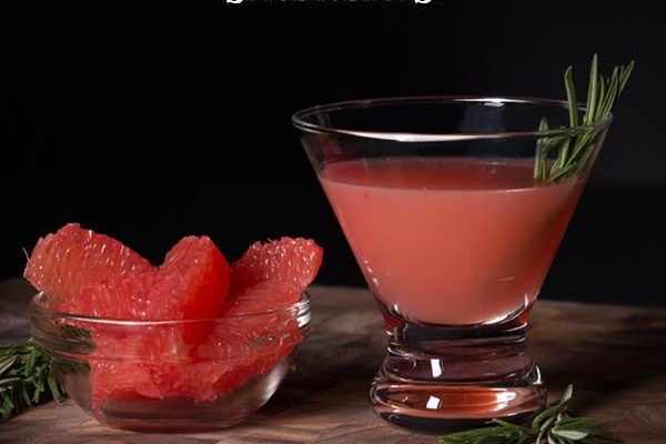 Rosemary and Grapefruit Gin Cocktails Recipe
